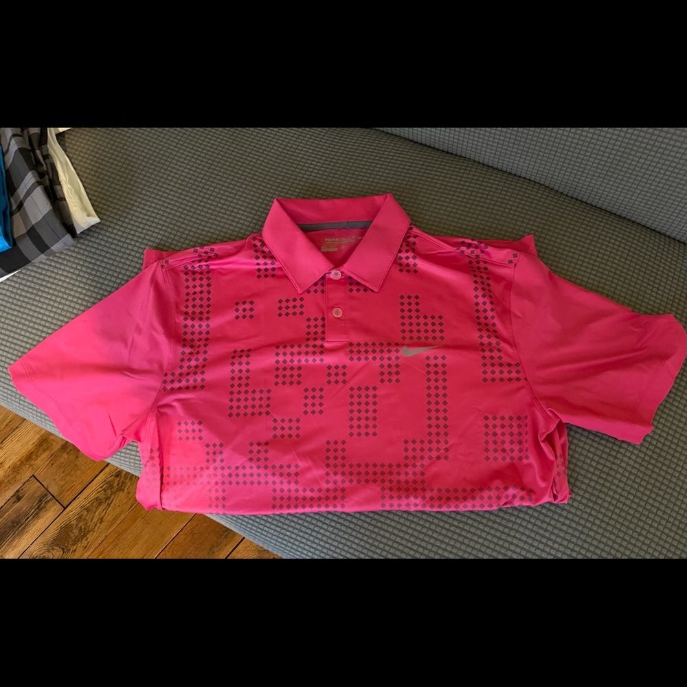 Men’s Nike DriFit Tetris golf polo - Medium - Pink